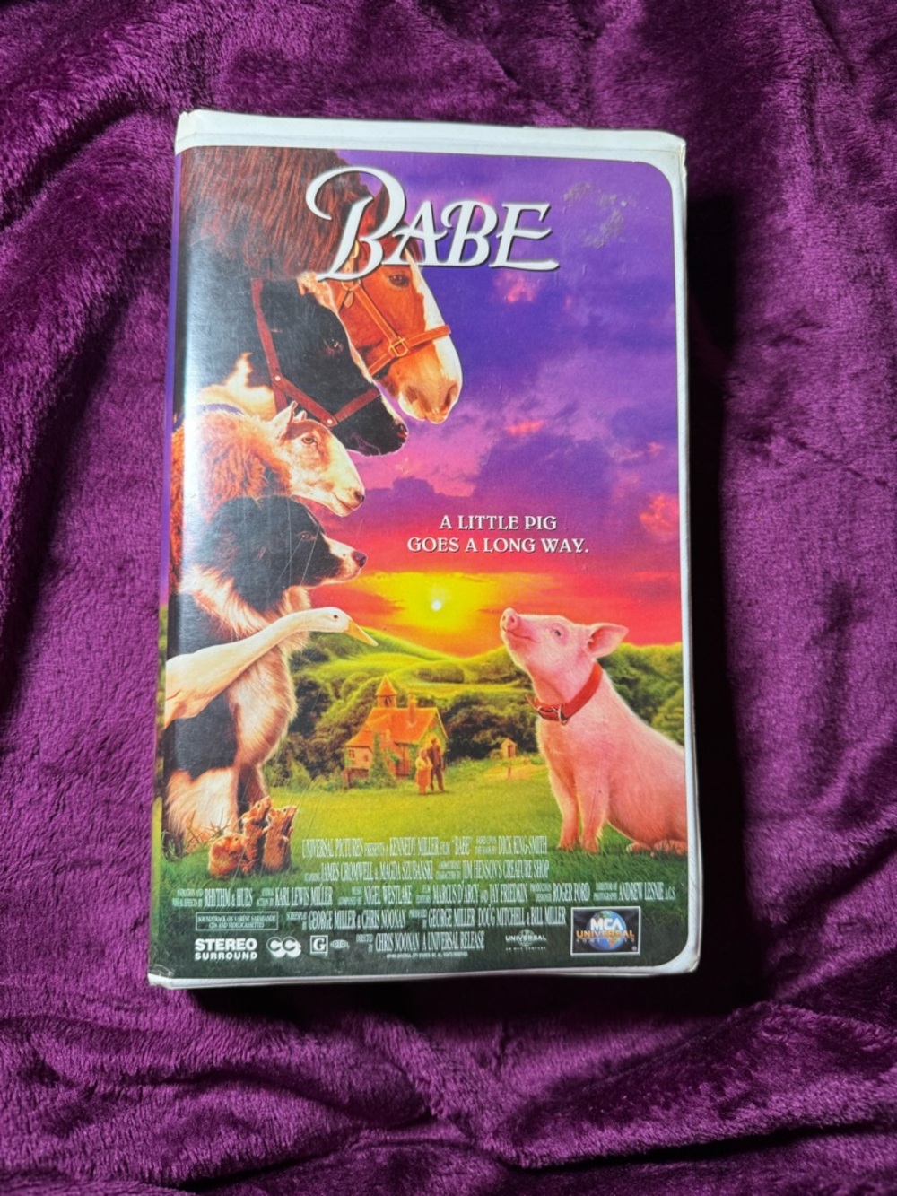 Babe VHS Movie Tape